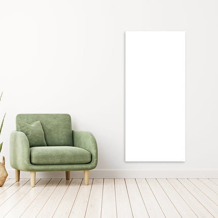 Panel infrarrojo blanco satinado Ecaros en la pared de una acogedora sala de estar