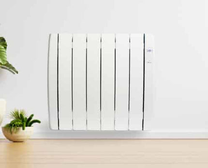 Inerzia radiator aan de muur